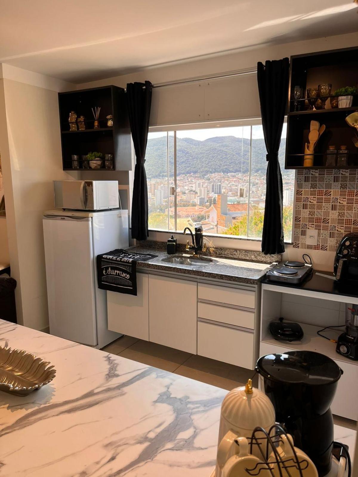 Flat Bambu - Centro - Vista Maravilhosa Com Garagem E Elevador *